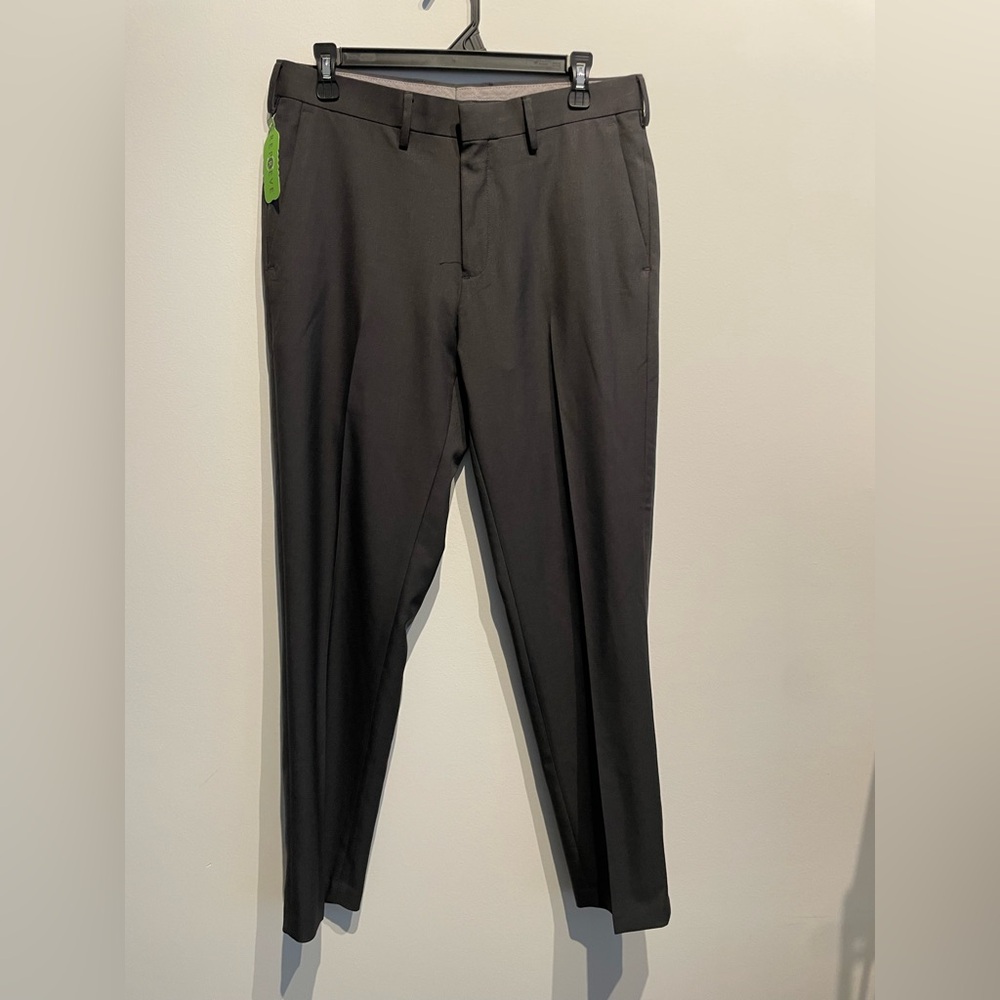 HAGGAR MENS Dress Pants Black 32x29 Flat Front Slim Fit New